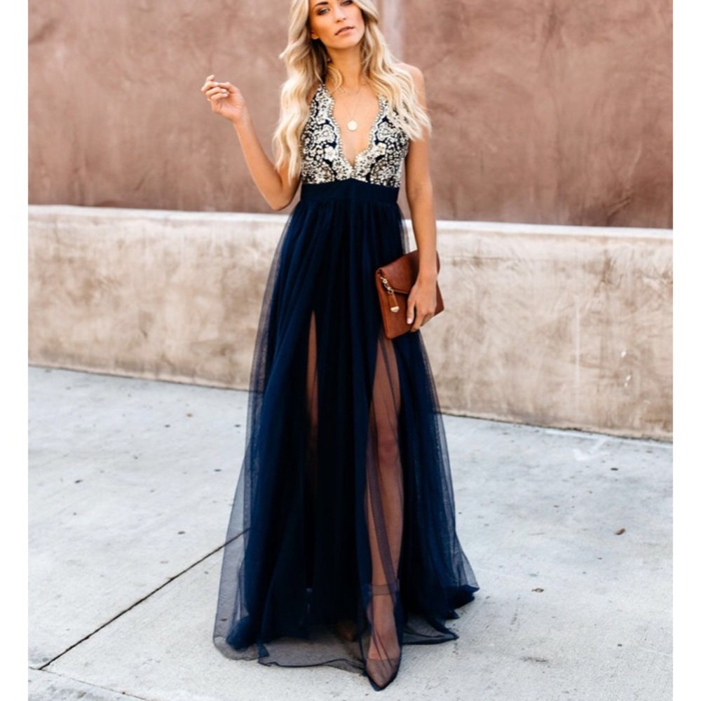 Vick Dolls Maxi Dress